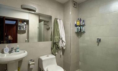 Departamento central en venta en avenida universitaria