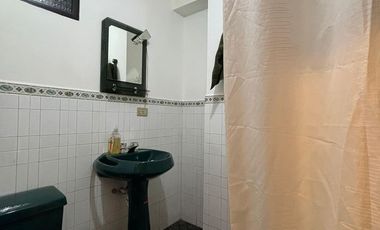 Departamento central en venta en avenida universitaria