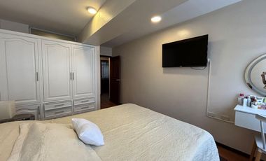 Departamento central en venta en avenida universitaria