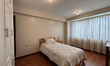 Departamento central en venta en avenida universitaria