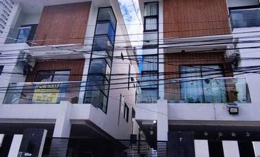 House and Lot with 3 Car Garage plus 4 Bedrooms in Quezon City PH2660