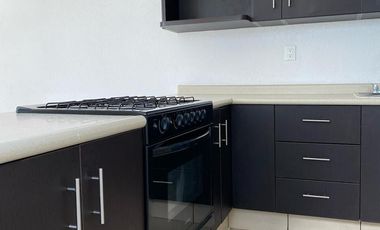 VENTA  EXCELENTE  DEPA EN CONDOMINIO  QUERETARO