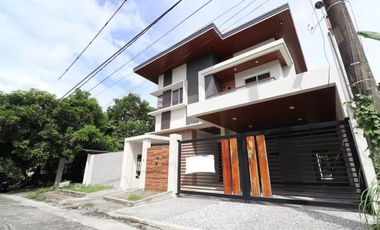 3 Storey Brand New House and Lot inside Filinvest 2 with 5 Bedrooms, 4 Carportrs PH2109