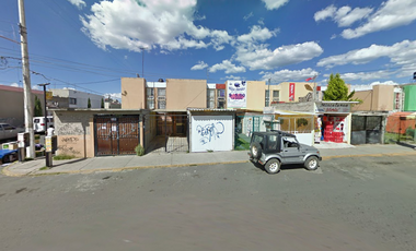 Casa en Los Heroes Ixtapaluca Casa en Col. Del Valle, Benito Juárez CDMX., ¡Compra directa con el Banco, no se aceptan créditos!