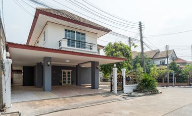 ขายบ้านเดี่ยว รีโนเวทใหม่ พื้นที่ใหญ่มาก บ้านสถาพร รังสิต - คลอง 3