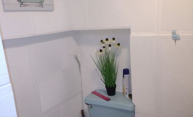 Se Vende Casa De Dos Pisos En Ciudad De Quillota $110.000.000   construidos 140.M. Dor 2 baños 2, casa esquina