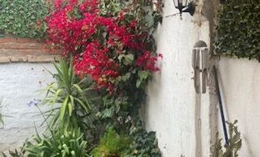 Se Vende Casa De Dos Pisos En Ciudad De Quillota $110.000.000   construidos 140.M. Dor 2 baños 2, casa esquina