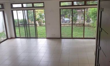 4BR House for Rent at Marikina City