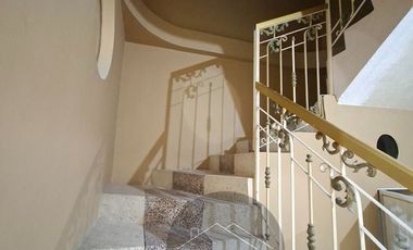 En Alquiler Casa Amplia de 7 Dormitorios apta para Empresas, Instituciones Públicas o Privadas, Escuelas de Capacitación