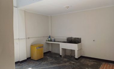 VENTA DE CASA EN URB. EL TRAPECIO, CHIMBOTE