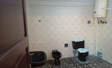 VENTA DE CASA EN URB. EL TRAPECIO, CHIMBOTE