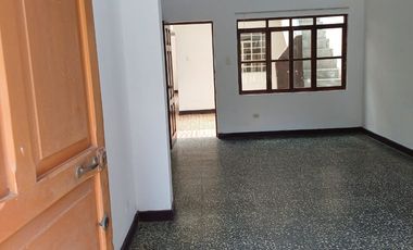 VENTA DE CASA EN URB. EL TRAPECIO, CHIMBOTE