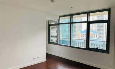 The Suites 3BR with Balcony, Bonifacio Global City Taguig for Sale