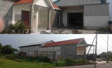 Gudang di Metatu Benjeng Gresik