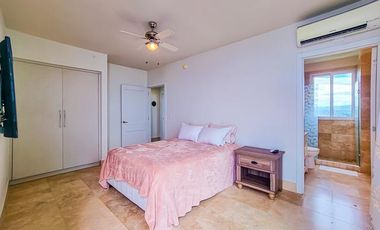 SE VENDE APARTAMENTO CONDOMINIO CON VISTA AL MAR / PH RIO MAR 15A TORRE 3