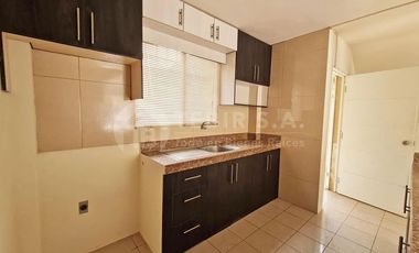 Venta de Casa en Urbanización Villa Bonita, etapa 5, Vía a Daule
