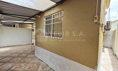 Venta de Casa en Urbanización Villa Bonita, etapa 5, Vía a Daule