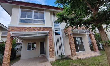 For sale: Two-story detached house  on the main road Chiang Mai - Fang.