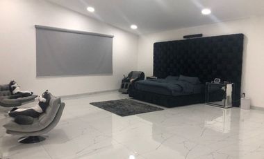 RESIDENCIA EN VENTA EN FRACCIONAMIENTO LAS CAÑADAS