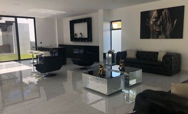 RESIDENCIA EN VENTA EN FRACCIONAMIENTO LAS CAÑADAS