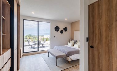 CASA EN VENTA FRENTE A ALBERCA. UBICADA A 15 MINUTOS DE CUERNAVACA, MORELOS; MÉXICO. ALBERCA, CANCHAS DEPORTIVAS, PET PARK Y ZONA DE YOGA.