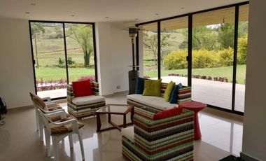 CASA FINCA EN VENTA - VIA RIONEGRO LA CEJA - SECTOR EL CANADÁ