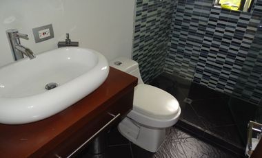 CASA FINCA EN VENTA - VIA RIONEGRO LA CEJA - SECTOR EL CANADÁ