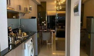 One Bedroom Unit for Sale Across NAIA Terminal 1 Paranaque City