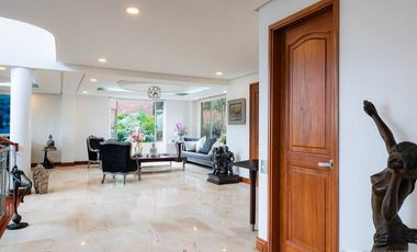 casa en venta en poblado Medellín Antioquia