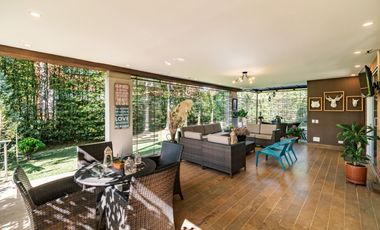 Venta Hermosa y amplia casa en Escobero unidad cerrada Envigado