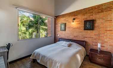 Venta Hermosa y amplia casa en Escobero unidad cerrada Envigado