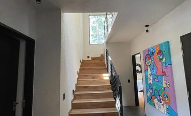 Bonita casa en venta dentro de un condominio