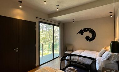 Bonita casa en venta dentro de un condominio
