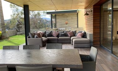 VENTA ESPECTACULAR CASA 4 RECAMARAS BOSQUES DE LAS LOMAS CON TERRAZA Y SALON DE FIESTAS. BAJA DE PRECIO!!!