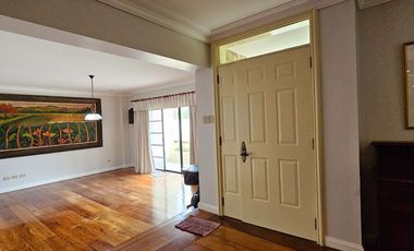 Beautiful Tagaytay Vacation Home For Sale