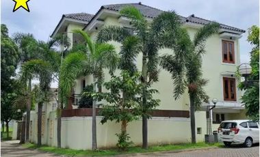 Rumah 3 Lantai Luas 324 di Permata Jingga Sukarno Hatta Suhat Malang