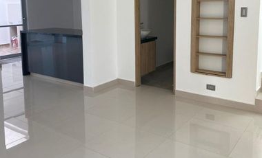 VENTA DE CASA PRDOS DEL ESTE CONJUNTO CERRADO