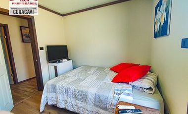 León Propiedades vende casa estilo mediterraneo en Sector Miraflores, Curacavi,