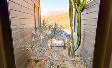 León Propiedades vende casa estilo mediterraneo en Sector Miraflores, Curacavi,