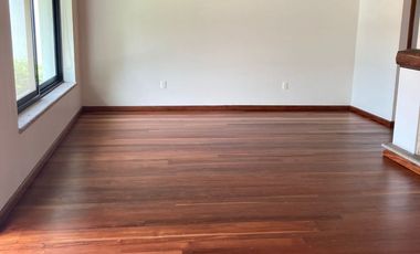 Casa en Venta en Col. Monraz reformada de Lujo cerca de Andares, Zapopan