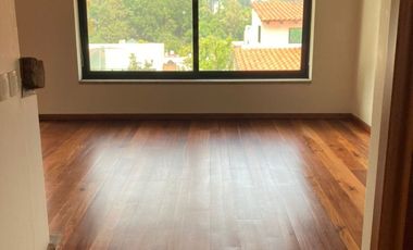 Casa en Venta en Col. Monraz reformada de Lujo cerca de Andares, Zapopan