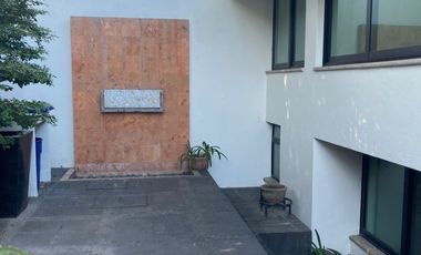 Casa en Venta en Col. Monraz reformada de Lujo cerca de Andares, Zapopan
