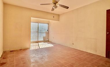 CASA EN CENTENARIO SOBRE BLVD. HIDALGO
