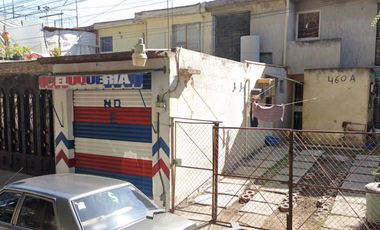 CASA EN VENTA EN EL FRACC. FUENTES DEL VALLE, TULTITLAN, EDOMEX