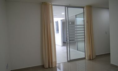 Casa B1 del conjunto residencial Lucca, ubicado en excelente sector de la ciudad de Neiva cerca de centros comerciales y amplias vias de acceso.