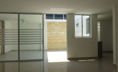 Casa B1 del conjunto residencial Lucca, ubicado en excelente sector de la ciudad de Neiva cerca de centros comerciales y amplias vias de acceso.