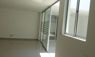 Casa B1 del conjunto residencial Lucca, ubicado en excelente sector de la ciudad de Neiva cerca de centros comerciales y amplias vias de acceso.
