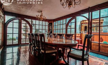 CASA EN VENTA TOLUCA COLONIA MORELOS 1A SECCION SOBRE CORREDOR URBANO, CALIDA, CONFORTABLE, AMPLIO Y HERMOSO JARDÍN, A 7 MIN DEL CENTRO