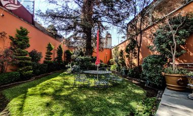 CASA EN VENTA TOLUCA COLONIA MORELOS 1A SECCION SOBRE CORREDOR URBANO, CALIDA, CONFORTABLE, AMPLIO Y HERMOSO JARDÍN, A 7 MIN DEL CENTRO