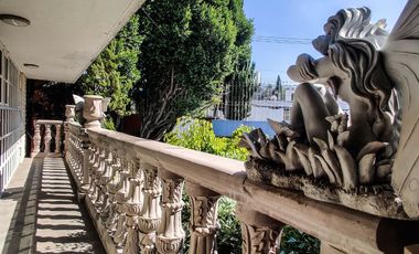 CASA EN VENTA TOLUCA COLONIA MORELOS 1A SECCION SOBRE CORREDOR URBANO, CALIDA, CONFORTABLE, AMPLIO Y HERMOSO JARDÍN, A 7 MIN DEL CENTRO